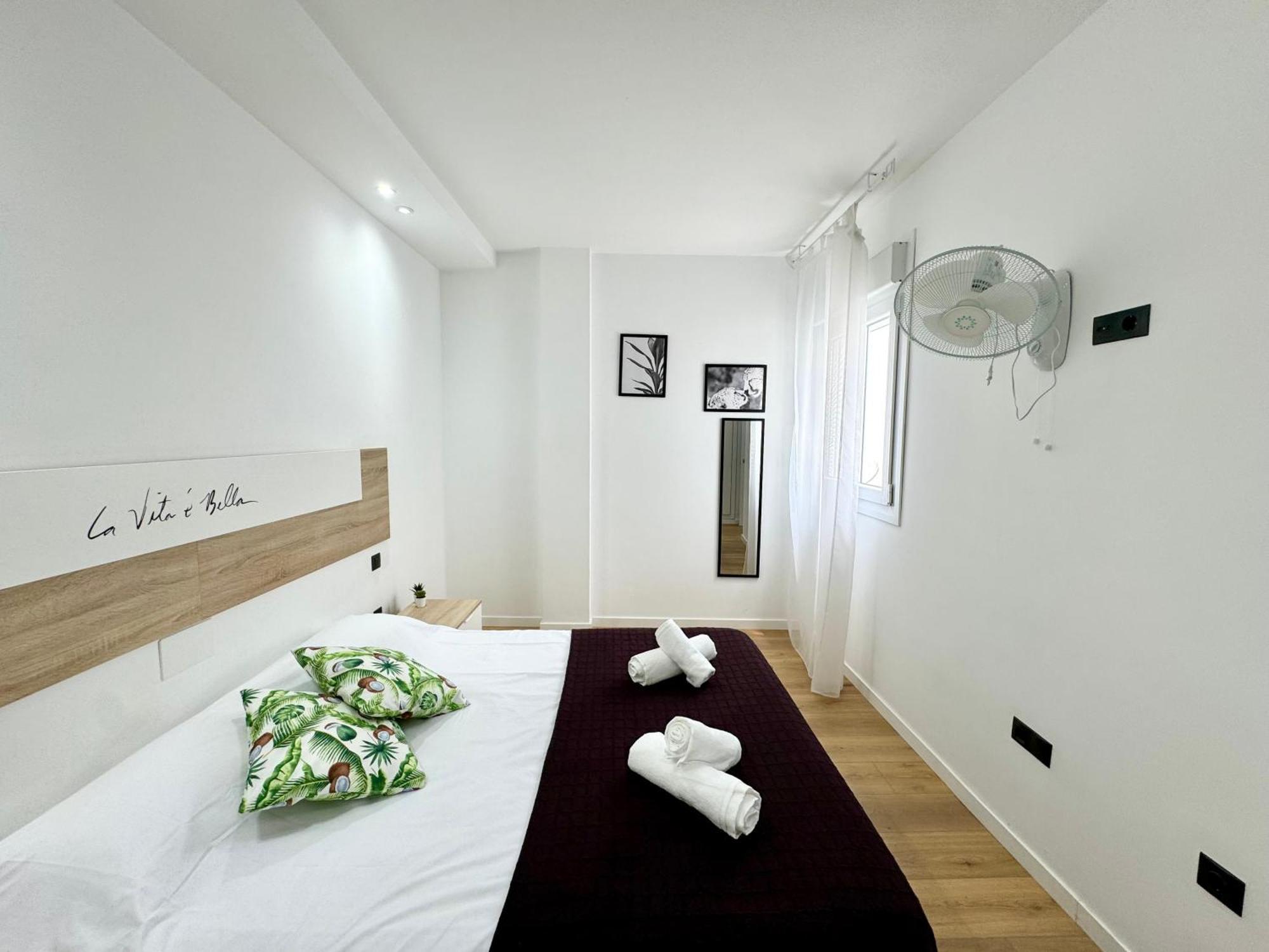 Apartamento Sweet Capuchinos Малага Екстер'єр фото